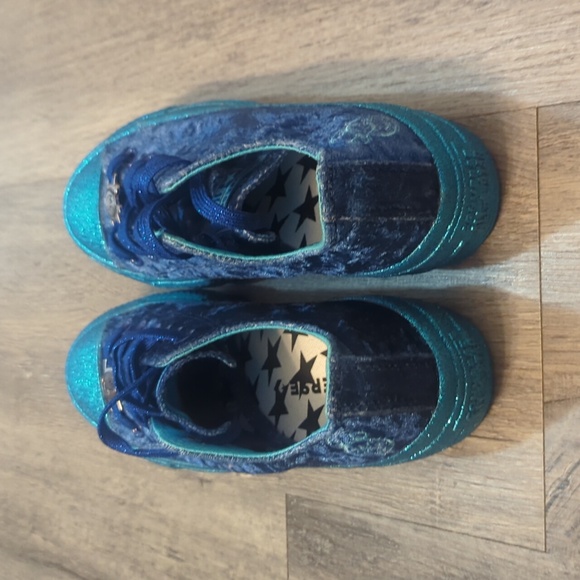 Converse Chuck Taylor Allstar Platform OX x Miley Cirus Gnarly Blue Sneakers - Picture 7 of 10